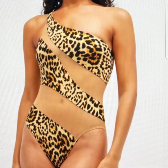 Norma Kamali One-Piece 🐆 - Picture 5 of 7